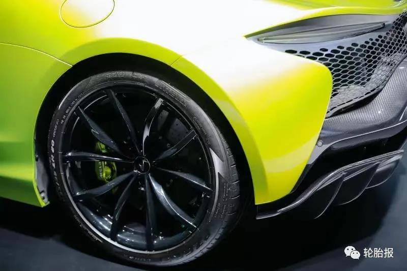 裝有CYBER系統(tǒng)的輪胎  裝有CYBER系統(tǒng)的輪胎